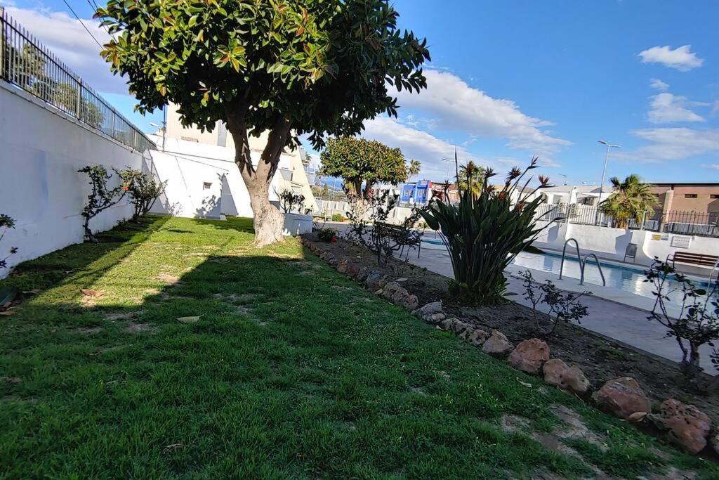 Precioso Apartamento Frente A La Playa Torre Del Mar Exterior foto