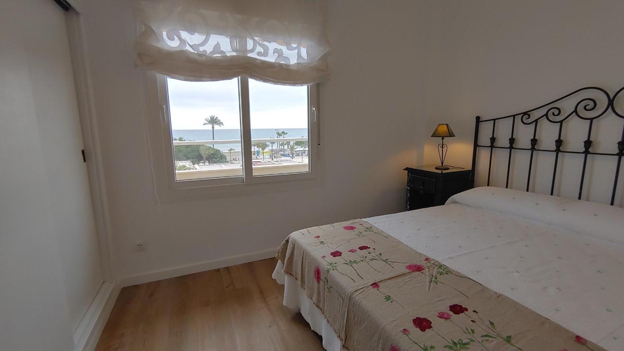 Precioso Apartamento Frente A La Playa Torre Del Mar Exterior foto